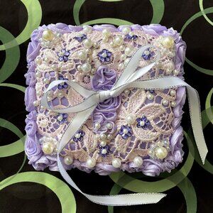 Bridal Wedding Ring Pilllow OOAK wt beads lace sequins. Ameynra design handwork
